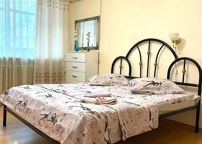 Яворницького 79 2 Кв