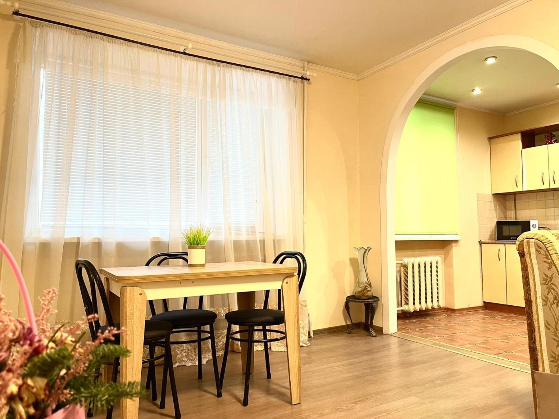 Apartment яворницького 79 2 кв